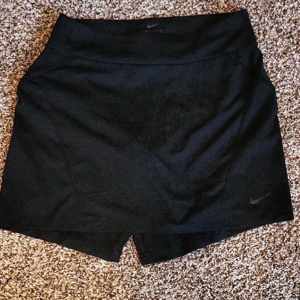 Nike Black Skorts Performance Athletic Wear